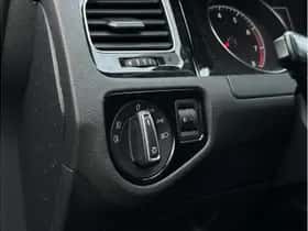 Volkswagen Golf (2014) thumbnail 5