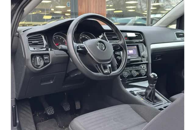 Volkswagen Golf (2014) thumbnail 6