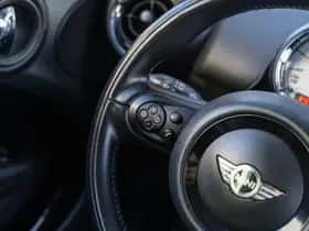 MINI Countryman (2014) thumbnail 24