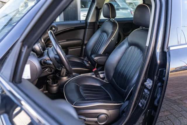 MINI Countryman (2014) thumbnail 4