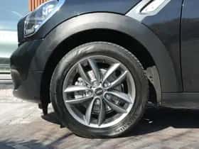 MINI Countryman (2014) thumbnail 10