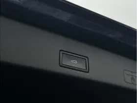 Volkswagen Golf (2021) thumbnail 18