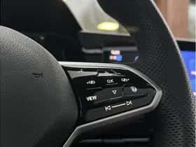 Volkswagen Golf (2021) thumbnail 26