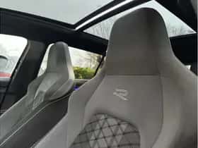 Volkswagen Golf (2021) thumbnail 4