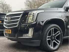Cadillac Escalade (2018) thumbnail 15