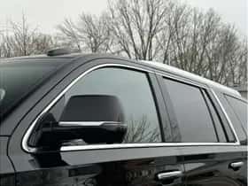 Cadillac Escalade (2018) thumbnail 24