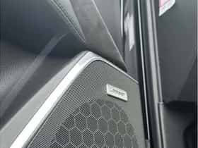 Cadillac Escalade (2018) thumbnail 26