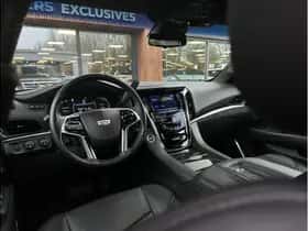 Cadillac Escalade (2018) thumbnail 5