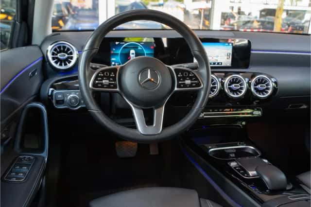 Mercedes-Benz A-Klasse (2019) thumbnail 3