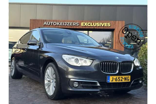 BMW 5-Serie (2016) thumbnail 1