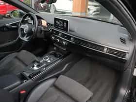 Audi A4 (2016) thumbnail 4