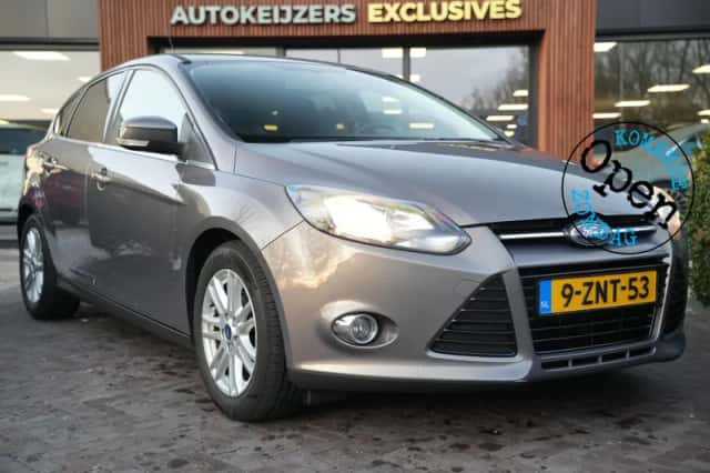 Ford Focus (2013) thumbnail 1