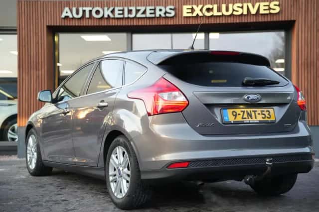 Ford Focus (2013) thumbnail 4