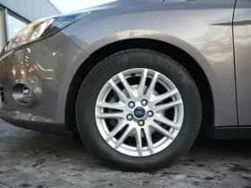 Ford Focus (2013) thumbnail 10