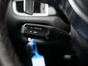 Porsche Macan (2017) thumbnail 26