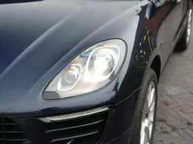 Porsche Macan (2017) thumbnail 32