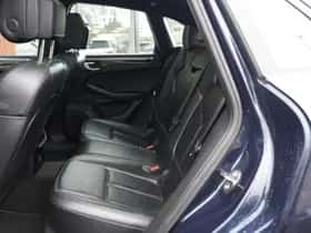 Porsche Macan (2017) thumbnail 10