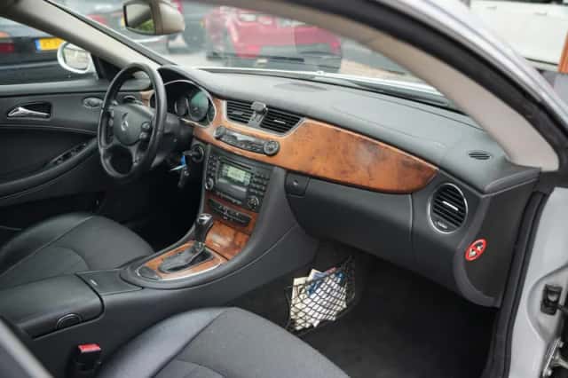 Mercedes-Benz CLS-Klasse (2005) thumbnail 4