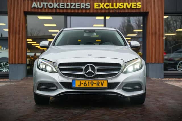 Mercedes-Benz C-Klasse (2014) thumbnail 2