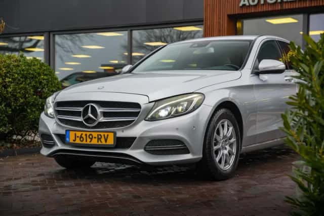Mercedes-Benz C-Klasse (2014) thumbnail 3
