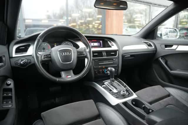 Audi A4 (2013) thumbnail 2