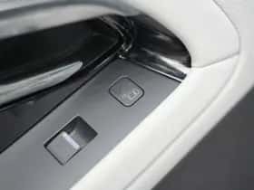 Land Rover Range Rover Evoque (2020) thumbnail 16