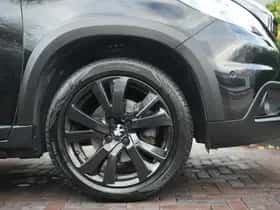 Peugeot 2008 (2018) thumbnail 11