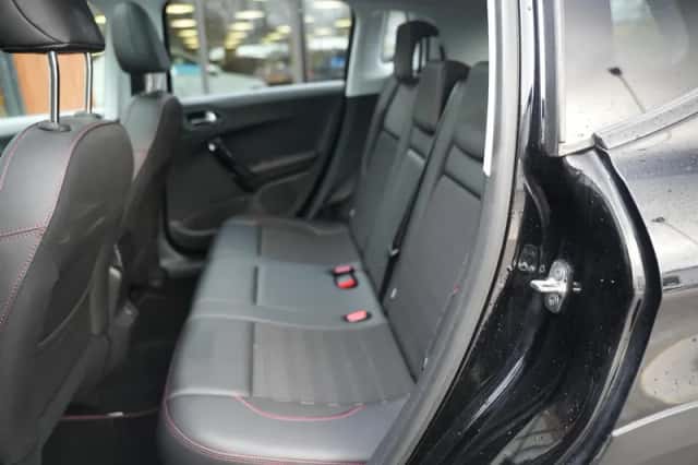 Peugeot 2008 (2018) thumbnail 6