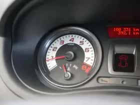 Renault Clio (2013) thumbnail 18