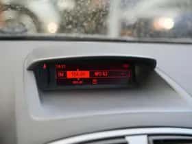 Renault Clio (2013) thumbnail 19