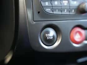 Renault Clio (2013) thumbnail 22