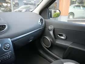 Renault Clio (2013) thumbnail 26