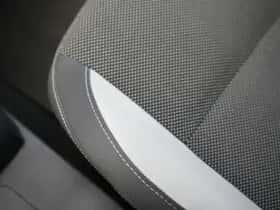 Renault Clio (2013) thumbnail 30