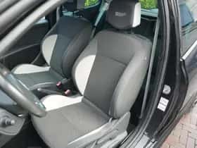 Renault Clio (2013) thumbnail 4
