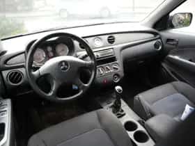 Mitsubishi Outlander (2004) thumbnail 14