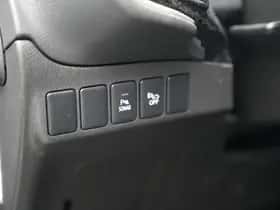 Mitsubishi Outlander (2016) thumbnail 21
