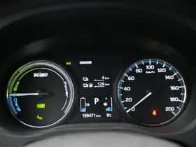 Mitsubishi Outlander (2016) thumbnail 22