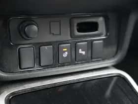 Mitsubishi Outlander (2016) thumbnail 29