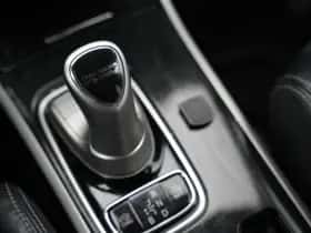 Mitsubishi Outlander (2016) thumbnail 30