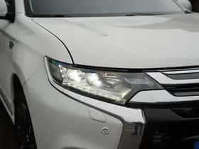 Mitsubishi Outlander (2016) thumbnail 38