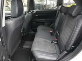 Mitsubishi Outlander (2016) thumbnail 7