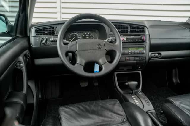 Volkswagen Golf (1997) thumbnail 4