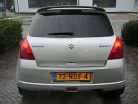 Suzuki Swift (2005) thumbnail 6