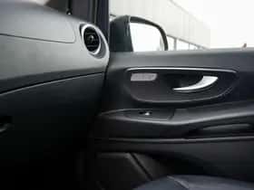 Mercedes-Benz Vito (2015) thumbnail 25