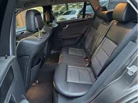 Mercedes-Benz E-Klasse (2011) thumbnail 4