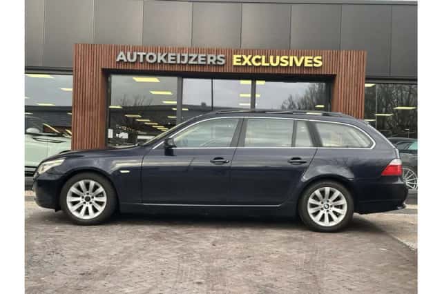 BMW 5-Serie (2009) thumbnail 3