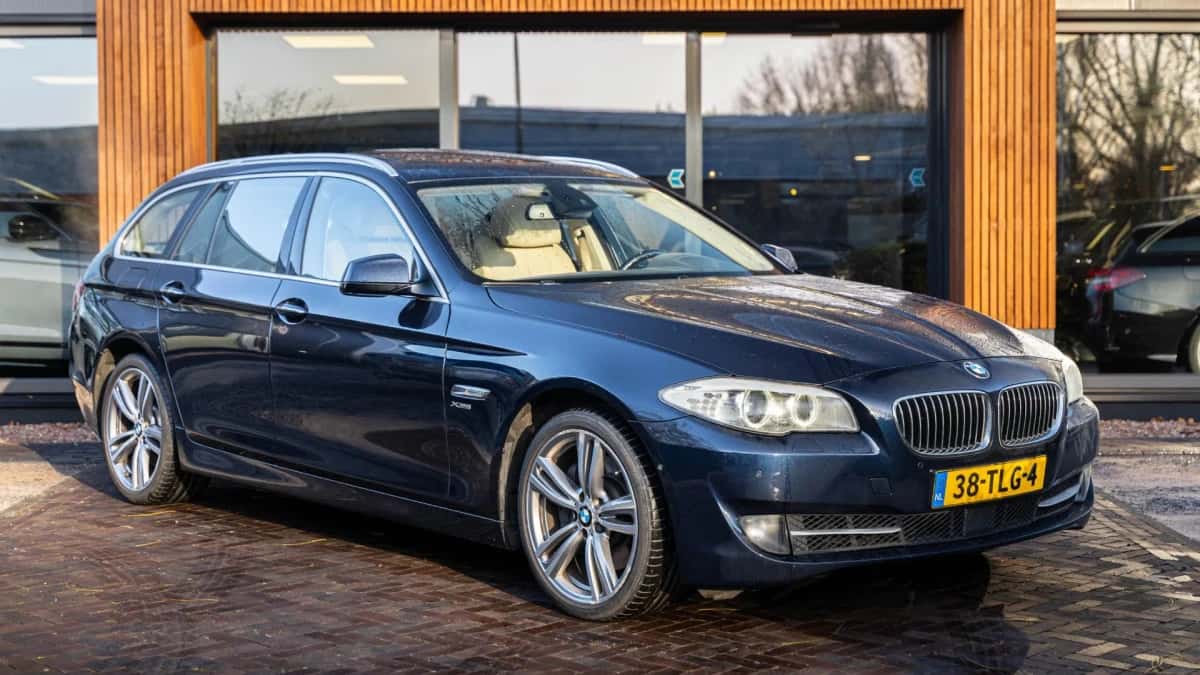 BMW 5-Serie (2012) — foto 1