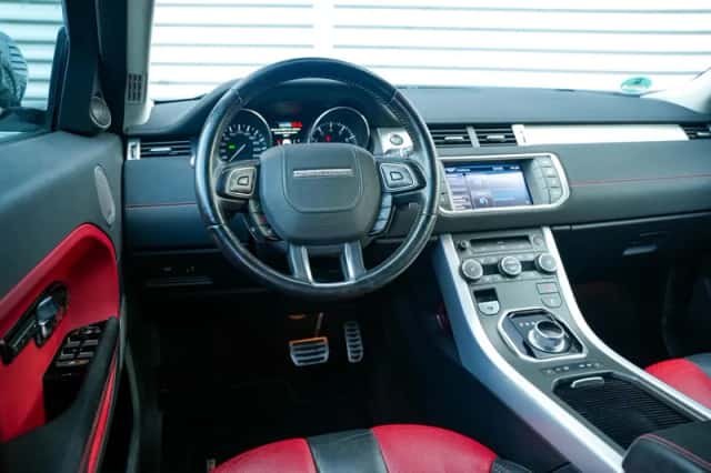Land Rover Range Rover Evoque (2013) thumbnail 4