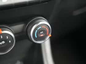 Renault Captur (2021) thumbnail 22