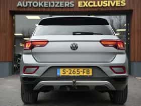 Volkswagen T-Roc (2023) thumbnail 8